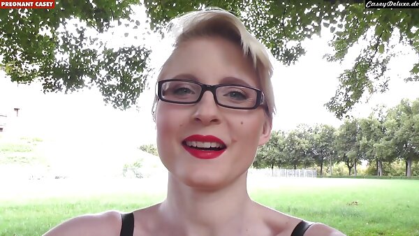 Das hübsche brünette Mädchen Nelly lutscht seinen harten großen deutsche pornovideos kostenlos Schwanz