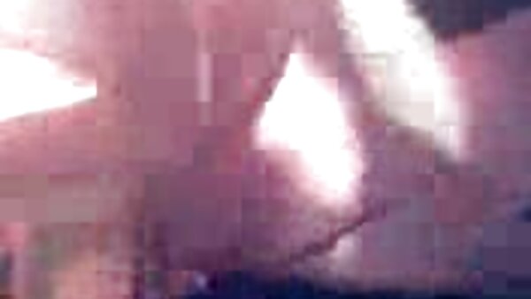 Die fette schwarze Hure Alize gibt pornovideos free einem dünnen Schwarzen einen Blowjob