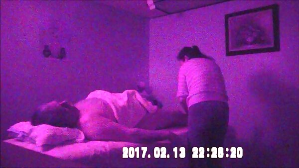 Sextractive saftige Milf Layza gibt einen eifrigen deutsche pornovideos Blowjob