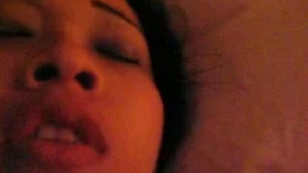 Sextractive Hottie hd pornovideos Mandy bekommt ihre saftige Muschi hart gefickt