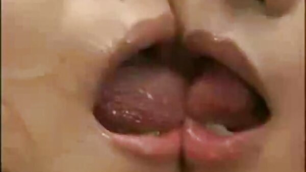 Die pornovideos in deutscher sprache fickbare BBW Suelen Monteiro bekommt ihre Muschi mit der Zunge gefickt und das Arschloch mit den Fingern gebohrt